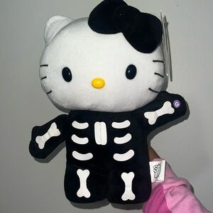 2024 SANRIO HELLO KITTY HALLOWEEN SIDE STEPPER!!! NWT!!!